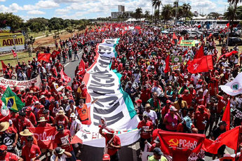 Solidariedade com o povo brasileiro